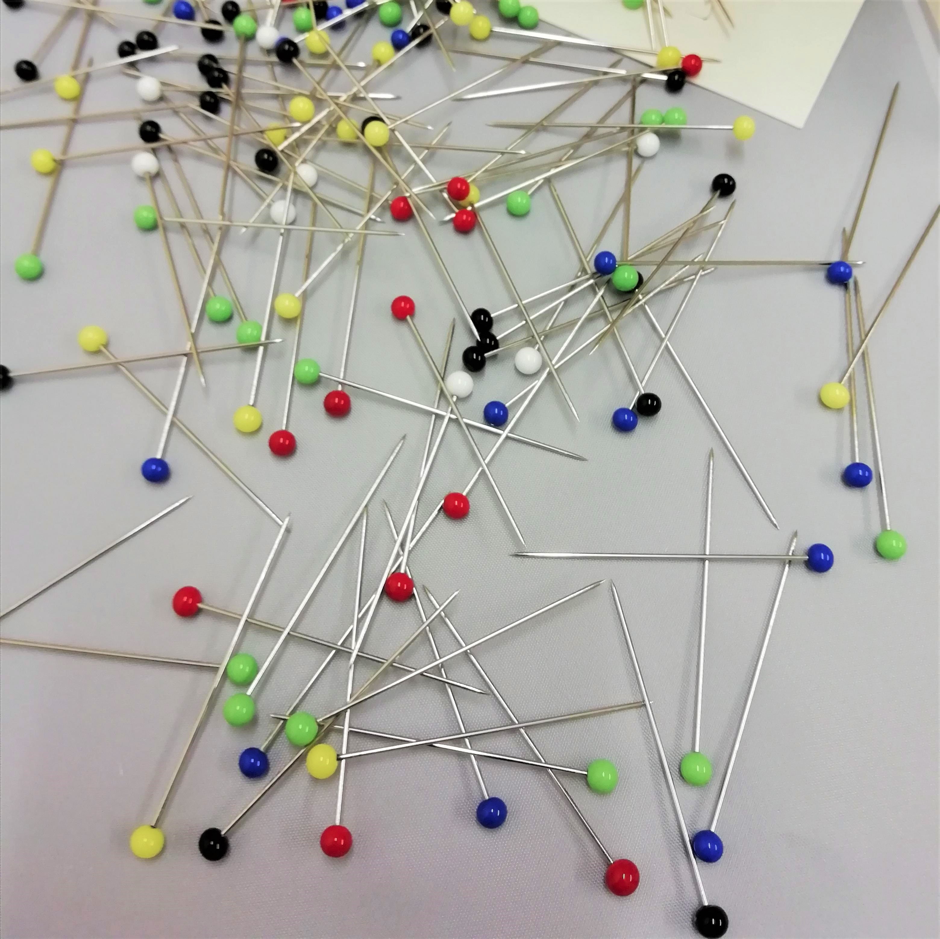 glass head pins perfect for quilting and soft furnishings