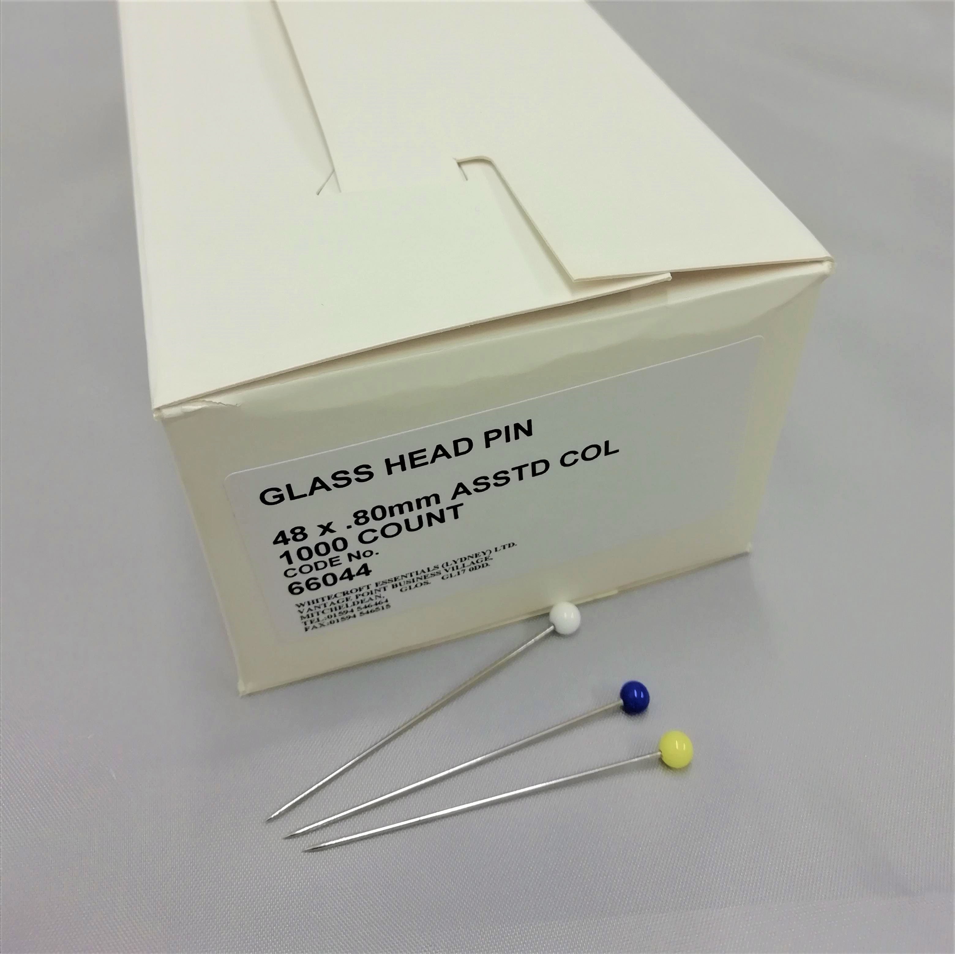 Large glass head pins for thick fabrics and curtain making